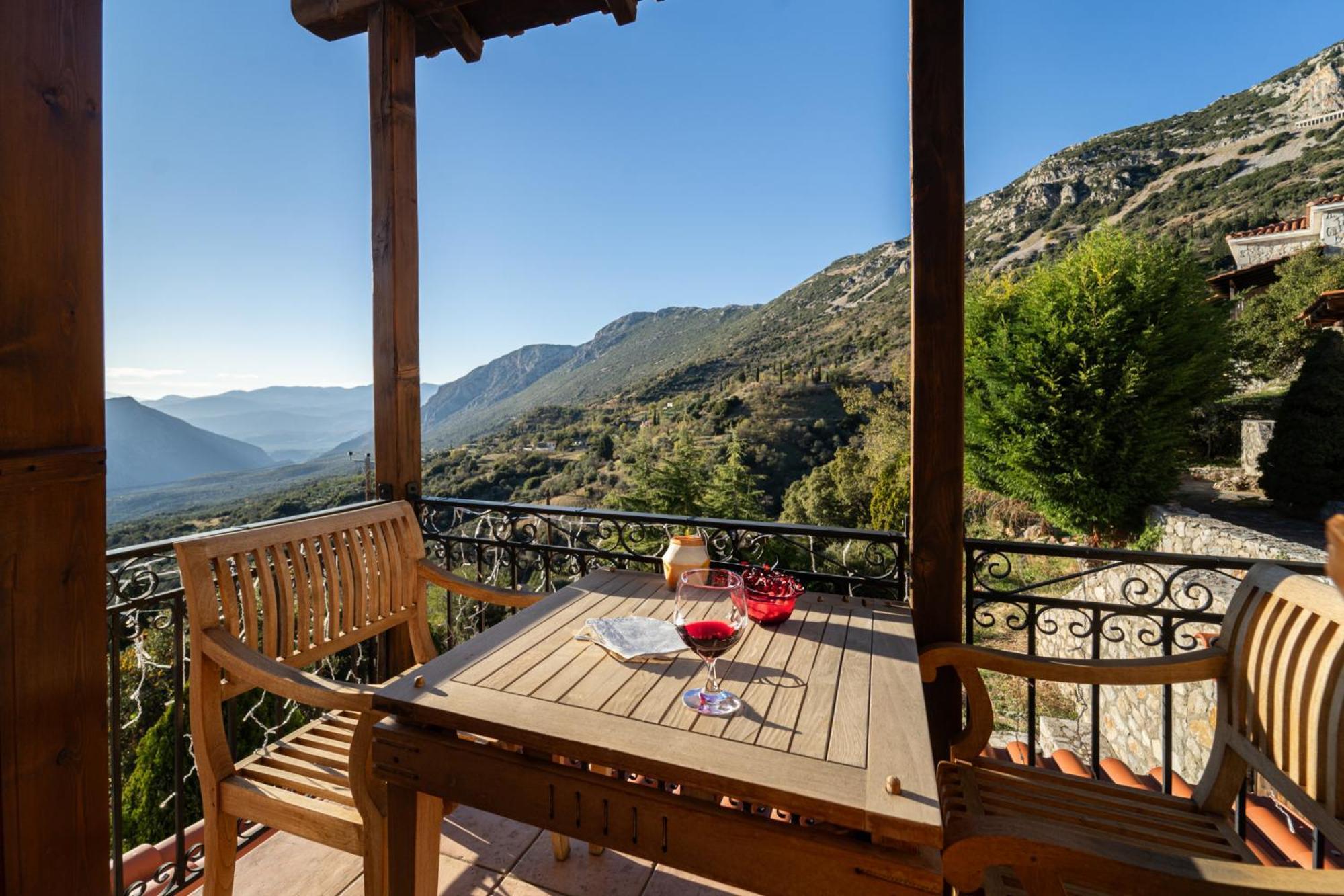 Rock Dandy Deluxe Chalet In Arachova - Delphi, Sauna, Prv Parking, Amazing View Exterior foto